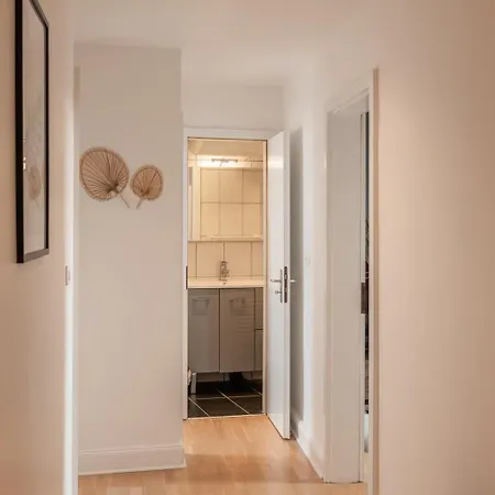 Cityheart By Max - Prime Spot, Full Of Charm